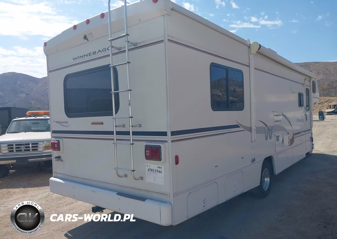 2005 Ford E-450 Cutaway Standard VIN:1FDXE45S95HA83319 - 4