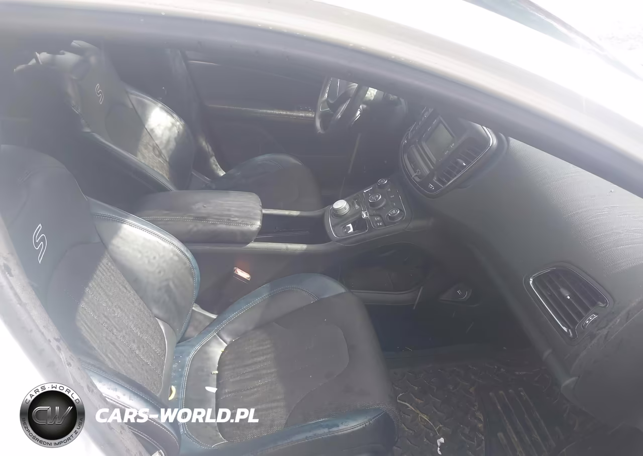 2015 Chrysler 200 S VIN:1C3CCCBB8FN641286 - 5