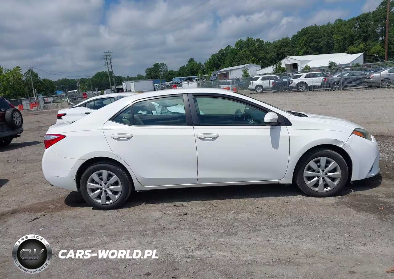 2015 Toyota Corolla Le VIN:2T1BURHE4FC363028 - 13