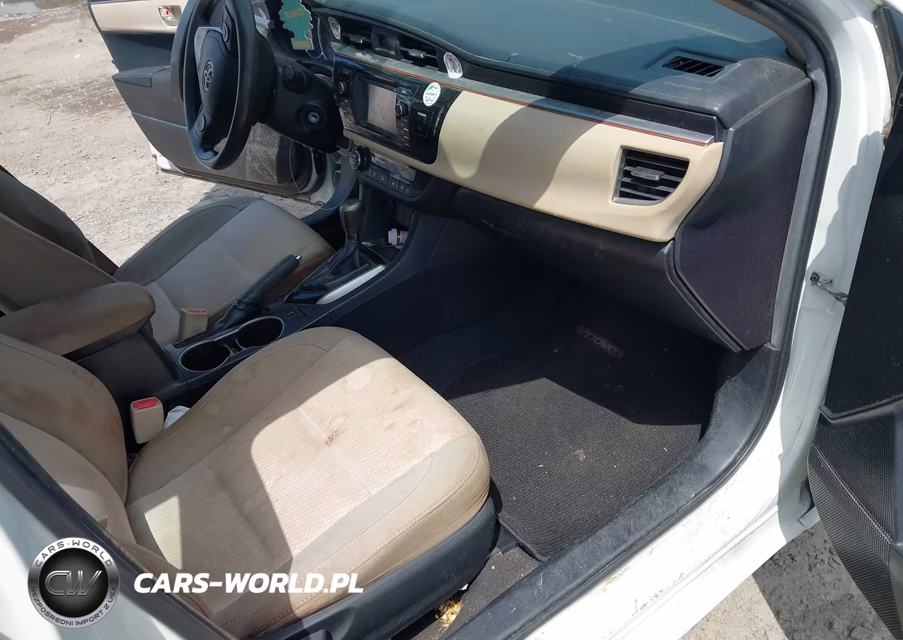 2015 Toyota Corolla Le VIN:2T1BURHE4FC363028 - 5