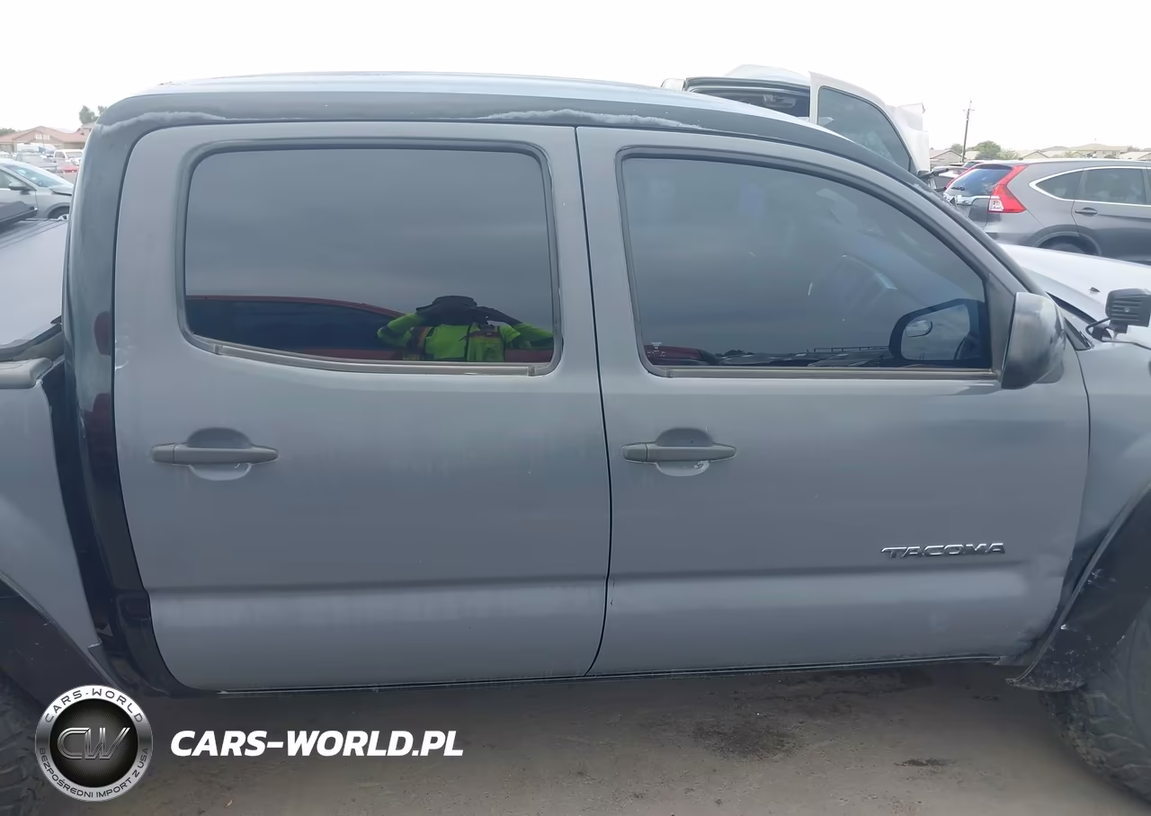 2013 Toyota Tacoma Prerunner V6 VIN:3TMJU4GN5DM152876 - 13