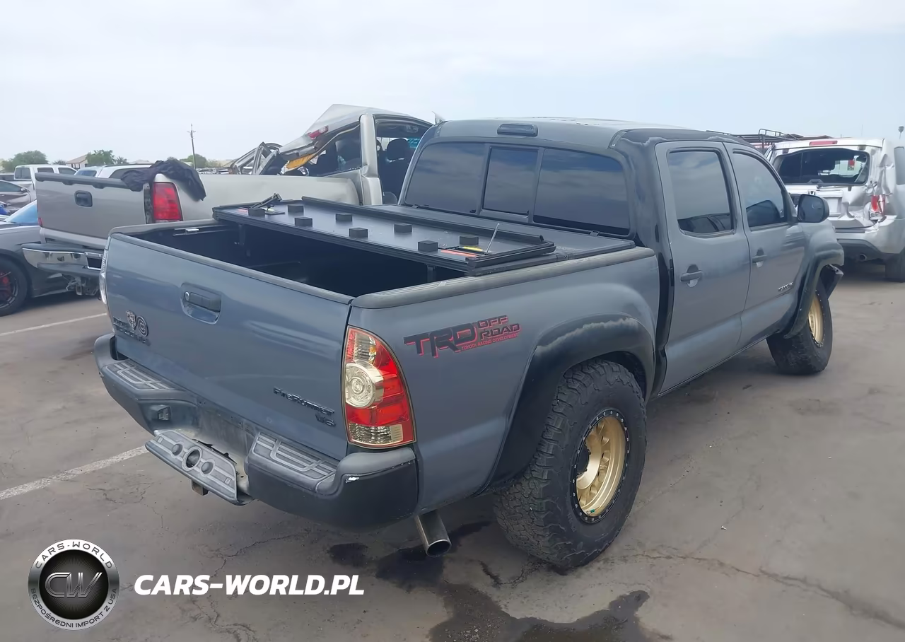 2013 Toyota Tacoma Prerunner V6 VIN:3TMJU4GN5DM152876 - 4