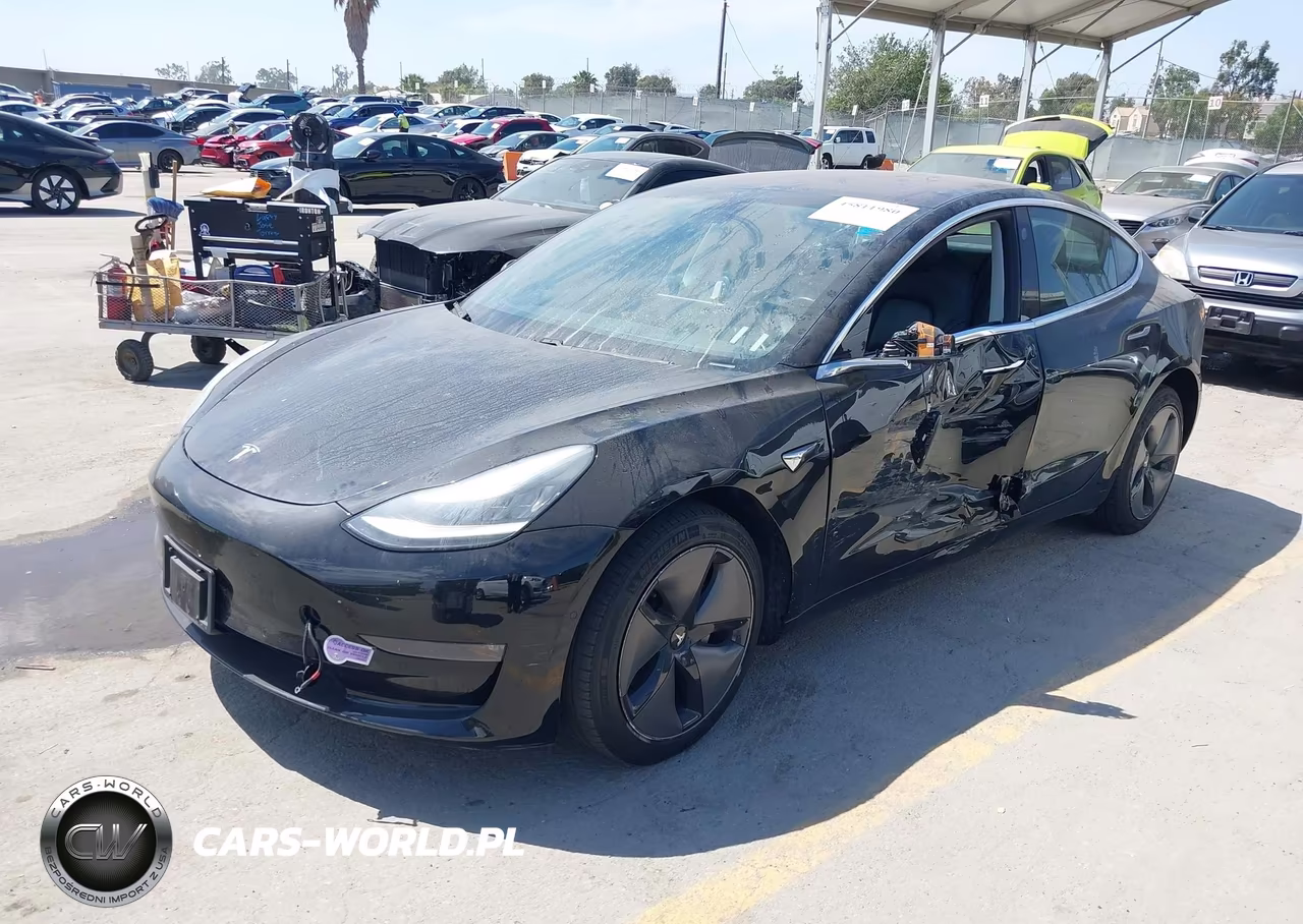 2018 Tesla Model 3 Long Range-Mid Range VIN:5YJ3E1EA3JF151682 - 2