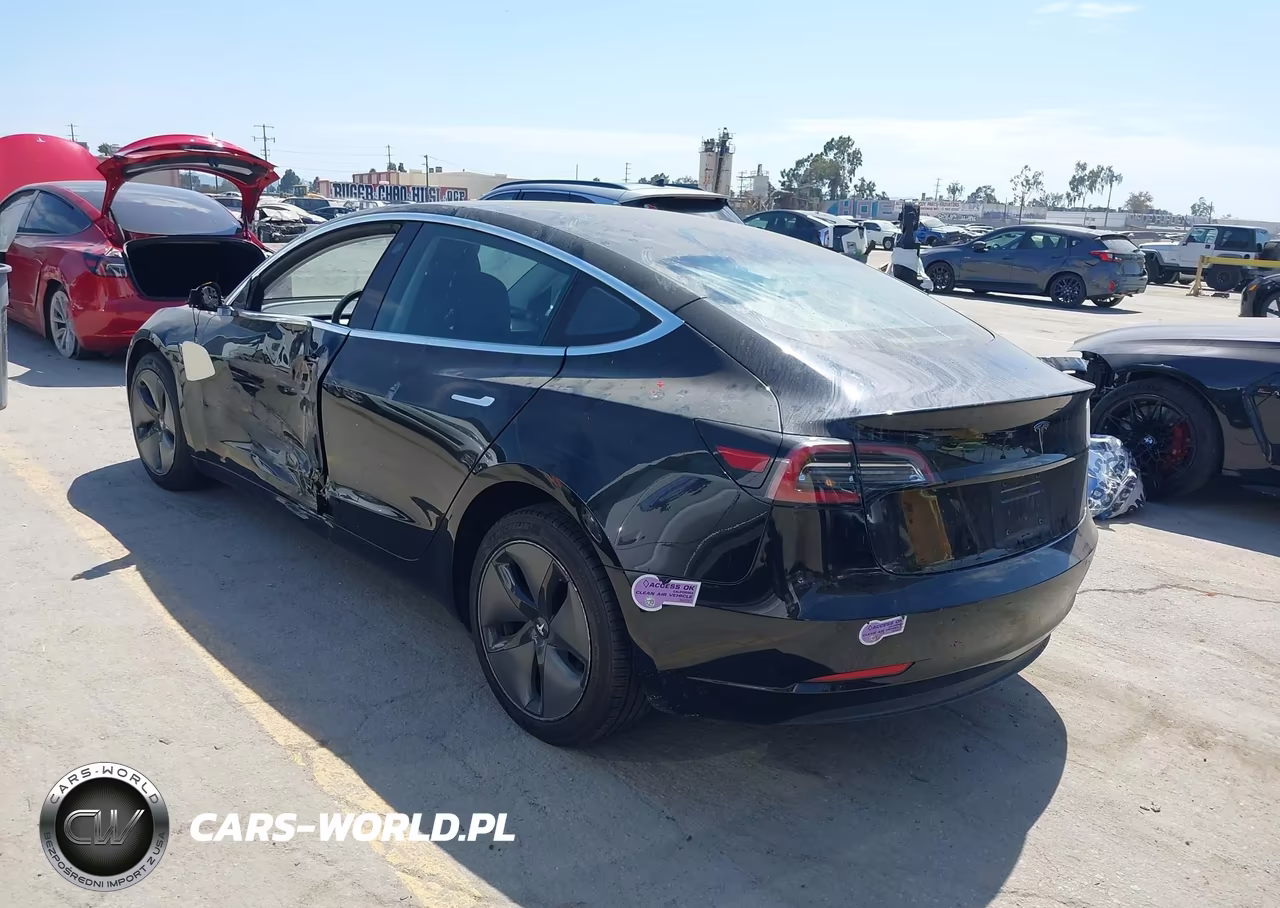 2018 Tesla Model 3 Long Range-Mid Range VIN:5YJ3E1EA3JF151682 - 3
