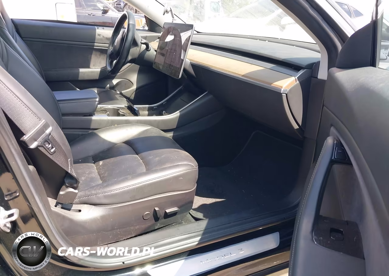 2018 Tesla Model 3 Long Range-Mid Range VIN:5YJ3E1EA3JF151682 - 5