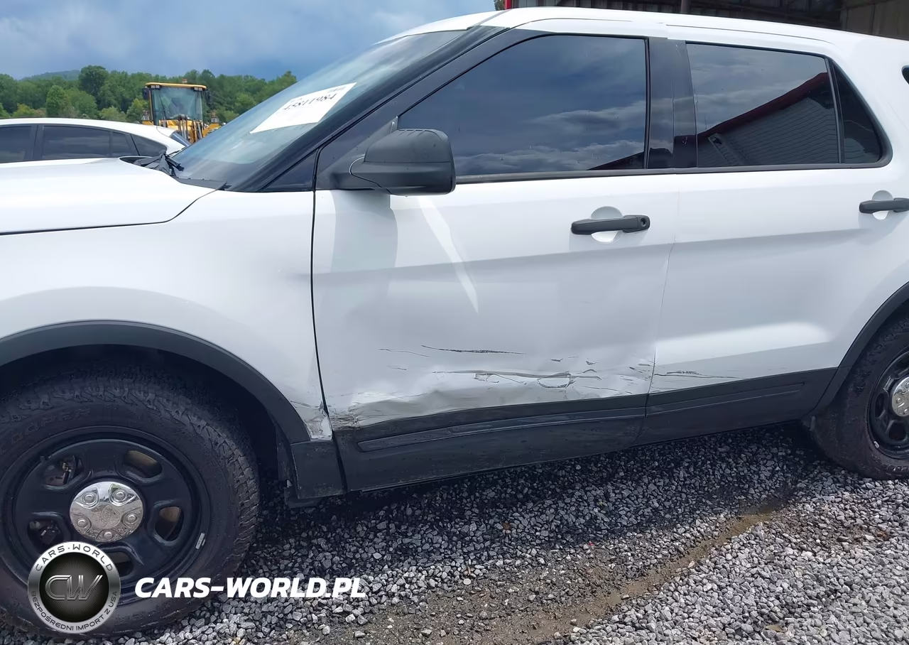 2017 Ford Utility Police Interceptor VIN:1FM5K8AR9HGD26065 - 6