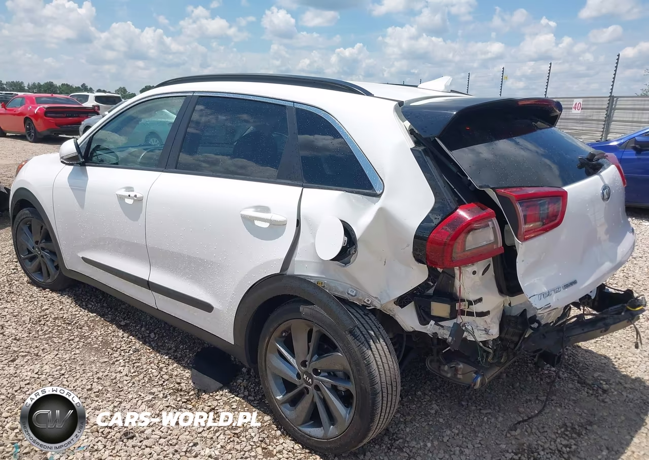 2017 Kia Niro Ex VIN:KNDCC3LC3H5080792 - 3
