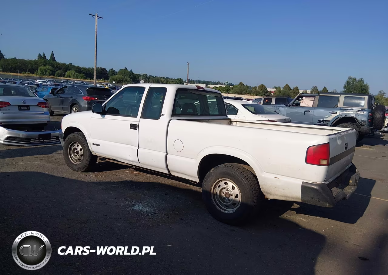 1995 Chevrolet S Truck S10 VIN:1GCDT19ZXS8231587 - 3