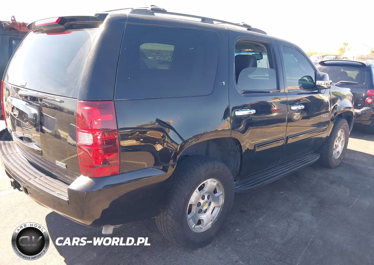 2011 Chevrolet Tahoe Lt VIN:1GNSCBE09BR255255 - 17