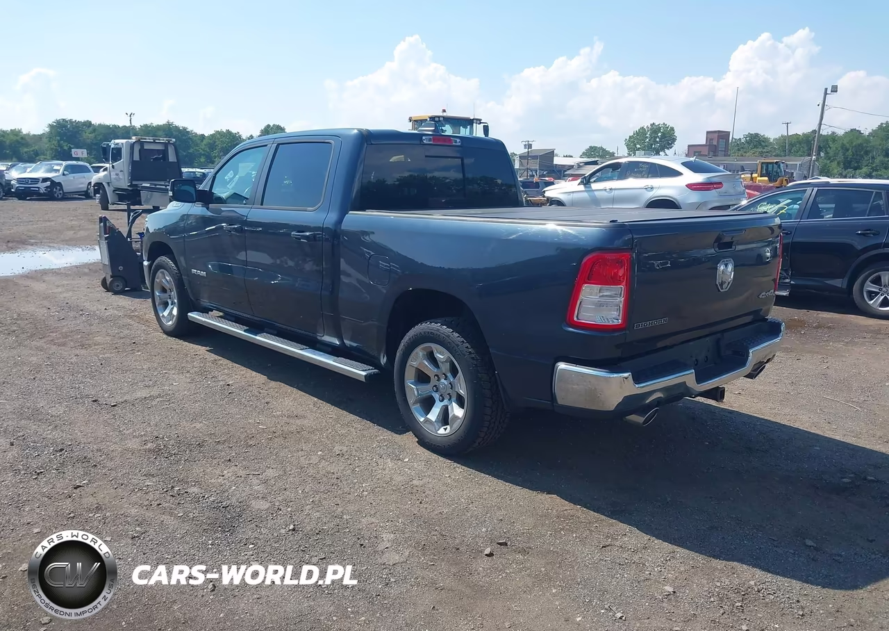 2021 Ram 1500 Big Horn 4X4 6'4 Box VIN:1C6SRFMTXMN572327 - 3