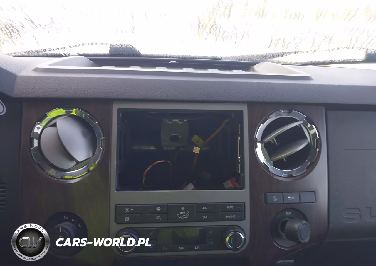 2011 Ford F-250 Lariat VIN:1FT7W2BT9BEC39570 - 12