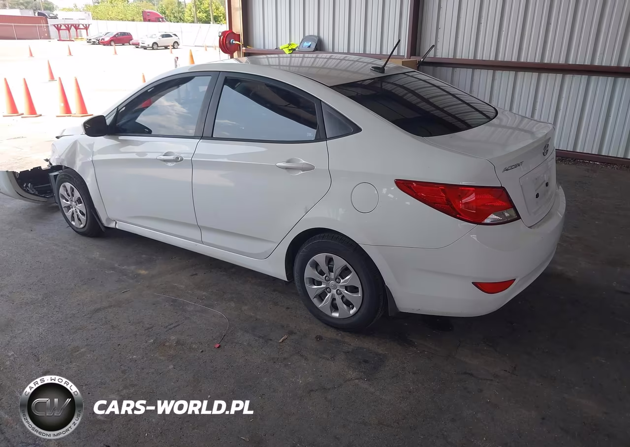 2015 Hyundai Accent Gls VIN:KMHCT4AE3FU927934 - 3