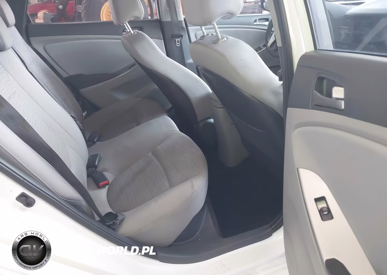 2015 Hyundai Accent Gls VIN:KMHCT4AE3FU927934 - 8