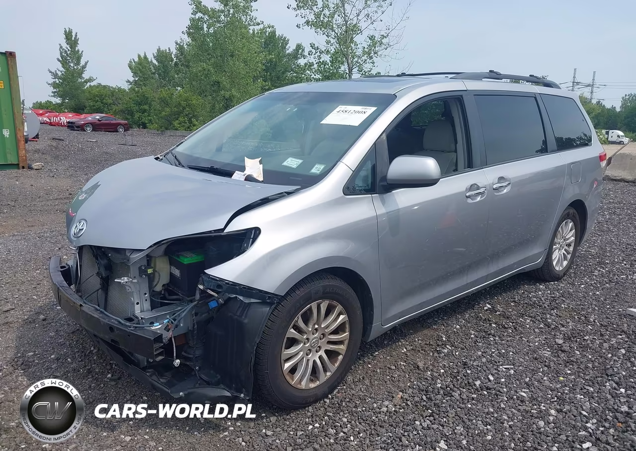 2012 Toyota Sienna Xle V6 8 Passenger VIN:5TDYK3DC8CS252082 - 2