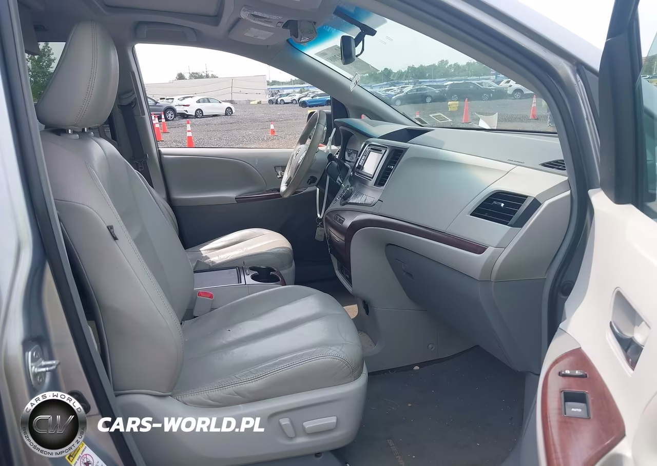 2012 Toyota Sienna Xle V6 8 Passenger VIN:5TDYK3DC8CS252082 - 5