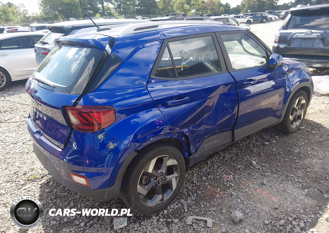 2025 Hyundai Venue Limited VIN:KMHRC8A31SU377109 - 4