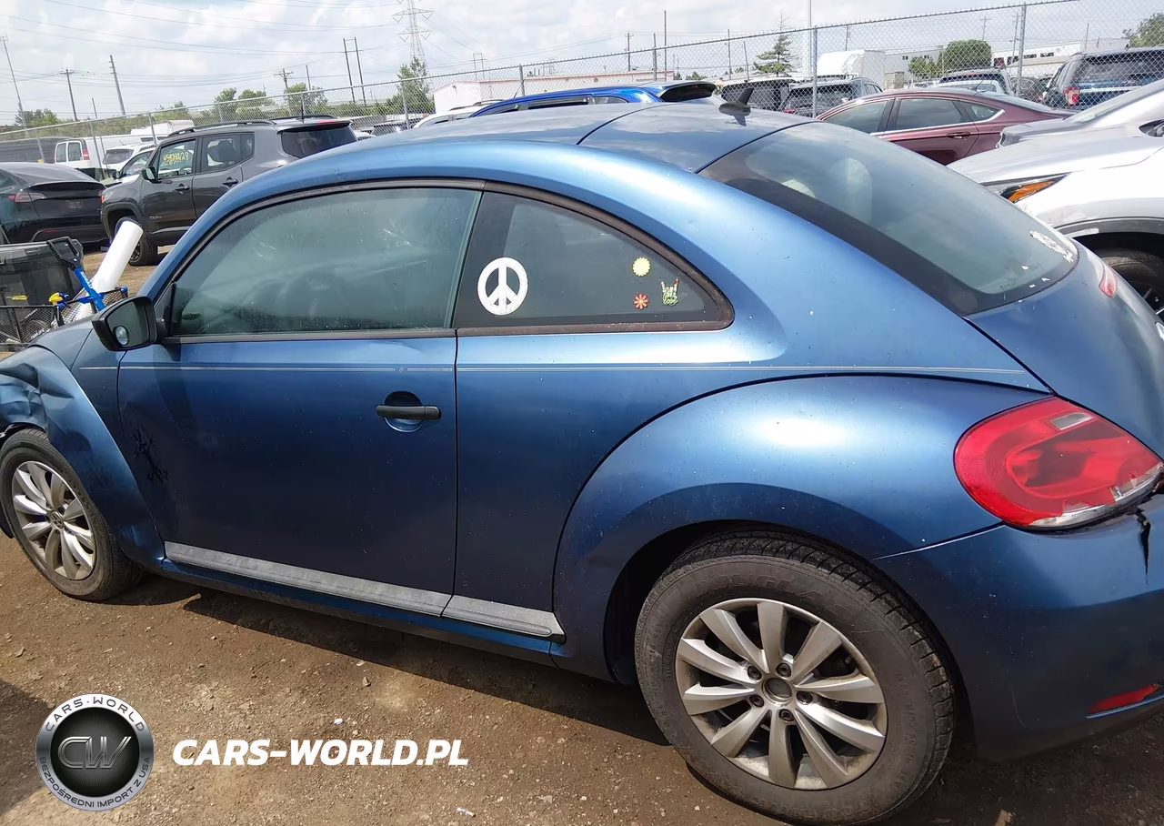 2016 Volkswagen Beetle 1.8T Fleet Edition VIN:3VWF17AT4GM607676 - 14