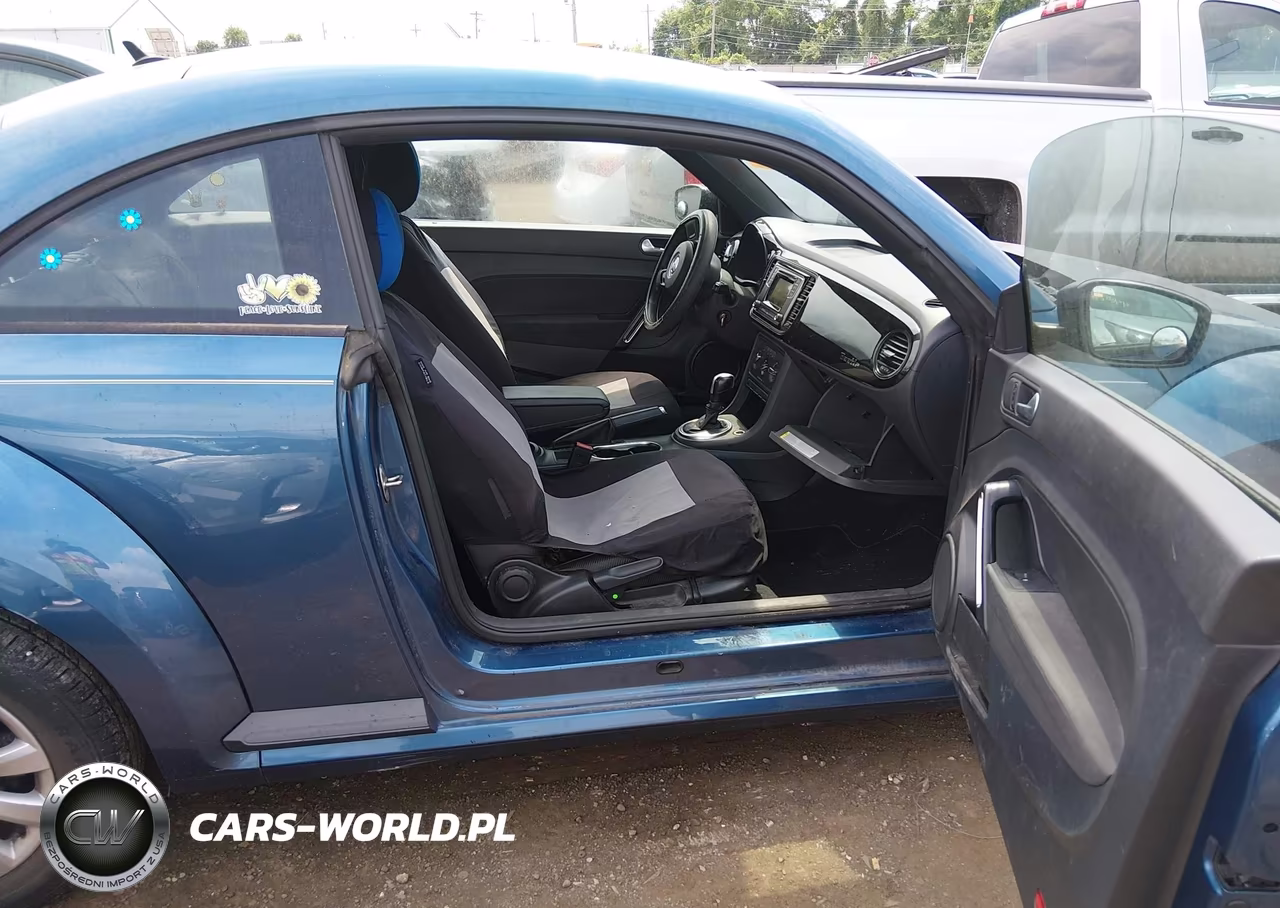 2016 Volkswagen Beetle 1.8T Fleet Edition VIN:3VWF17AT4GM607676 - 5