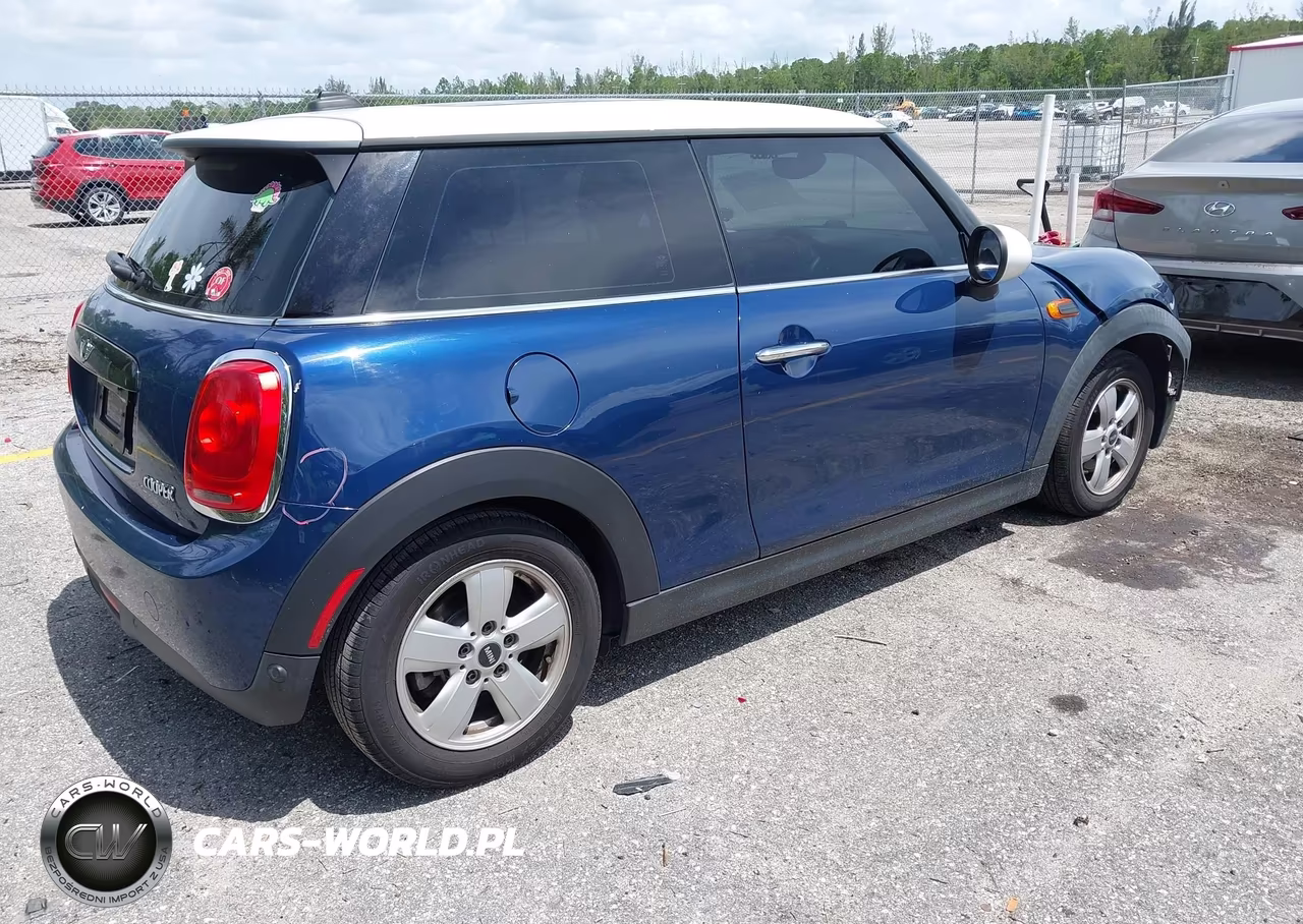 2018 Mini Hardtop Cooper-Oxford Edition VIN:WMWXP5C54J3C65325 - 4