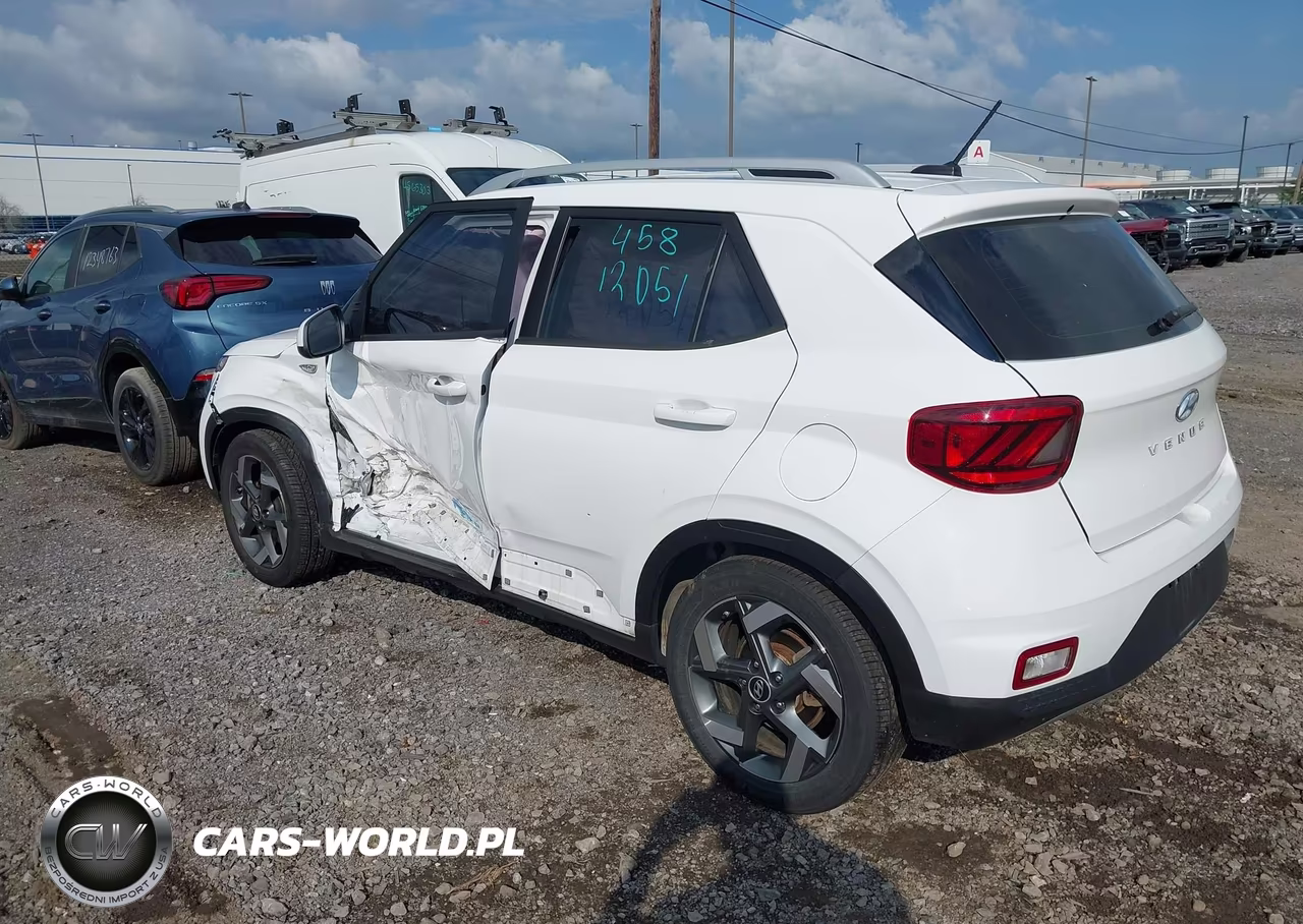 2023 Hyundai Venue Sel VIN:KMHRC8A30PU257406 - 3