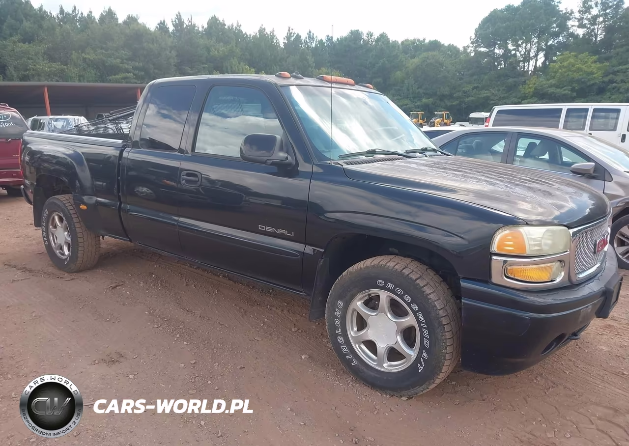 2003 GMC SIERRA 1500 DENALI