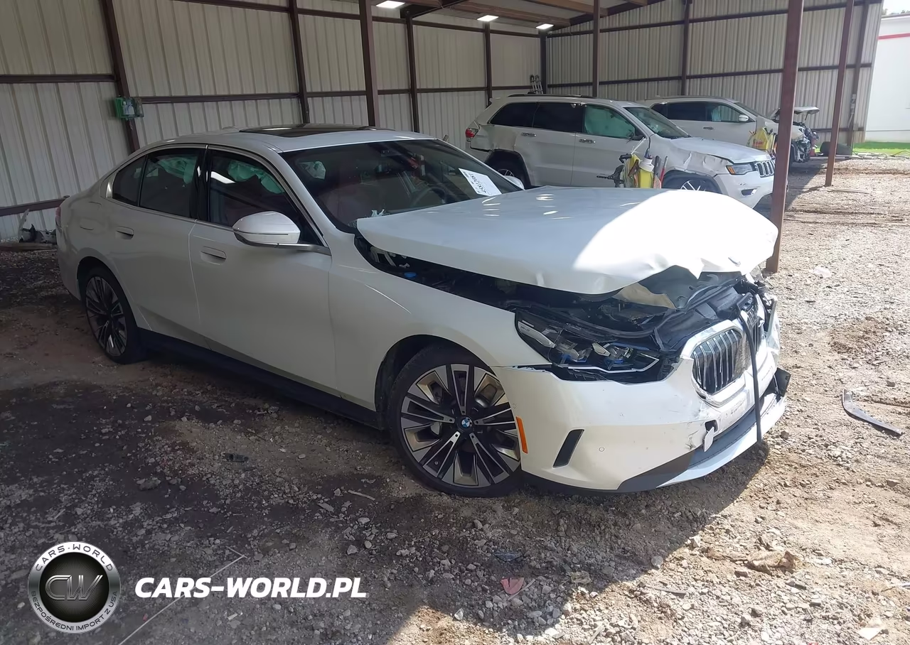 2025 BMW 530I – zdjęcie 1 z 16