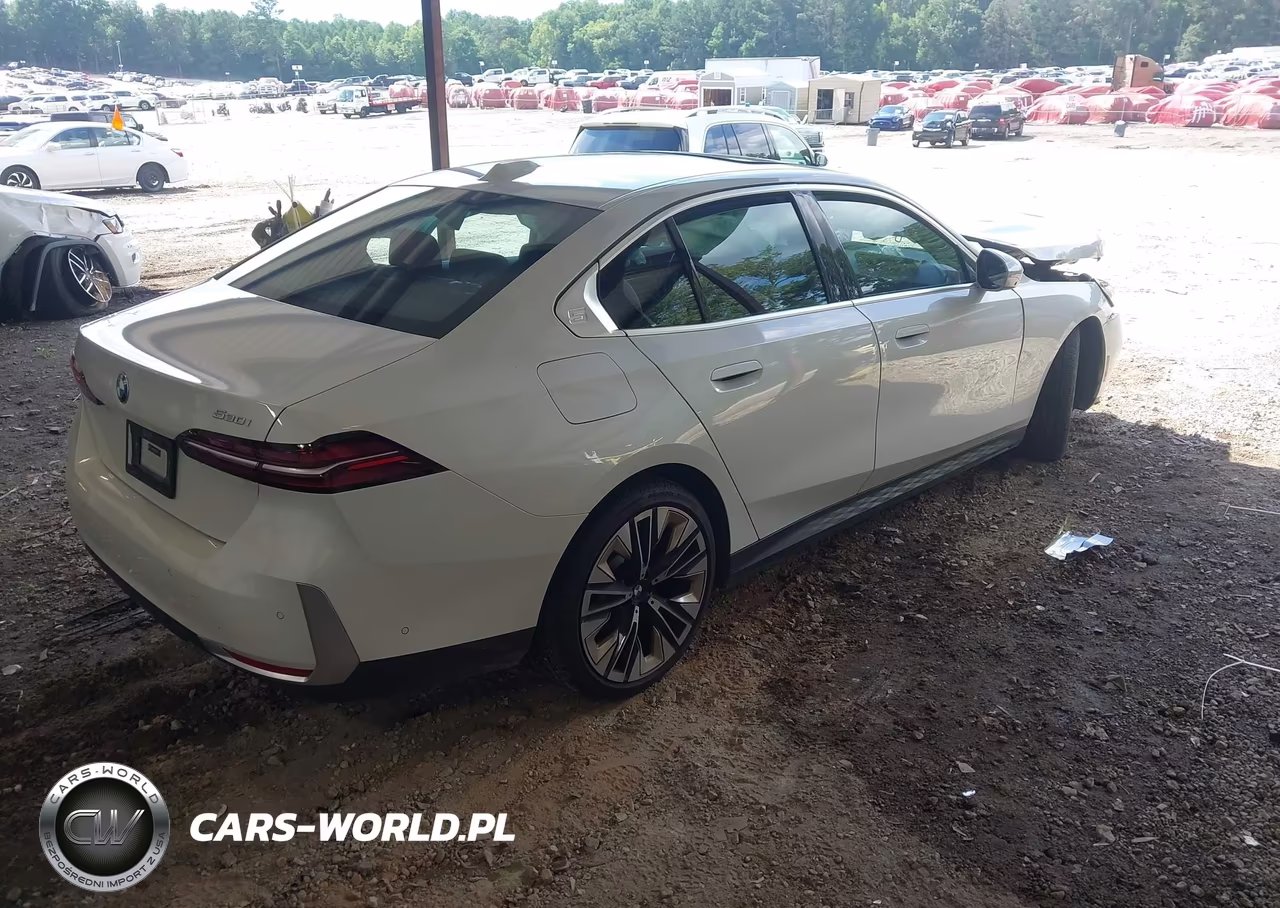 2025 BMW 530I VIN:WBA43FJ06SCU41334 - 4