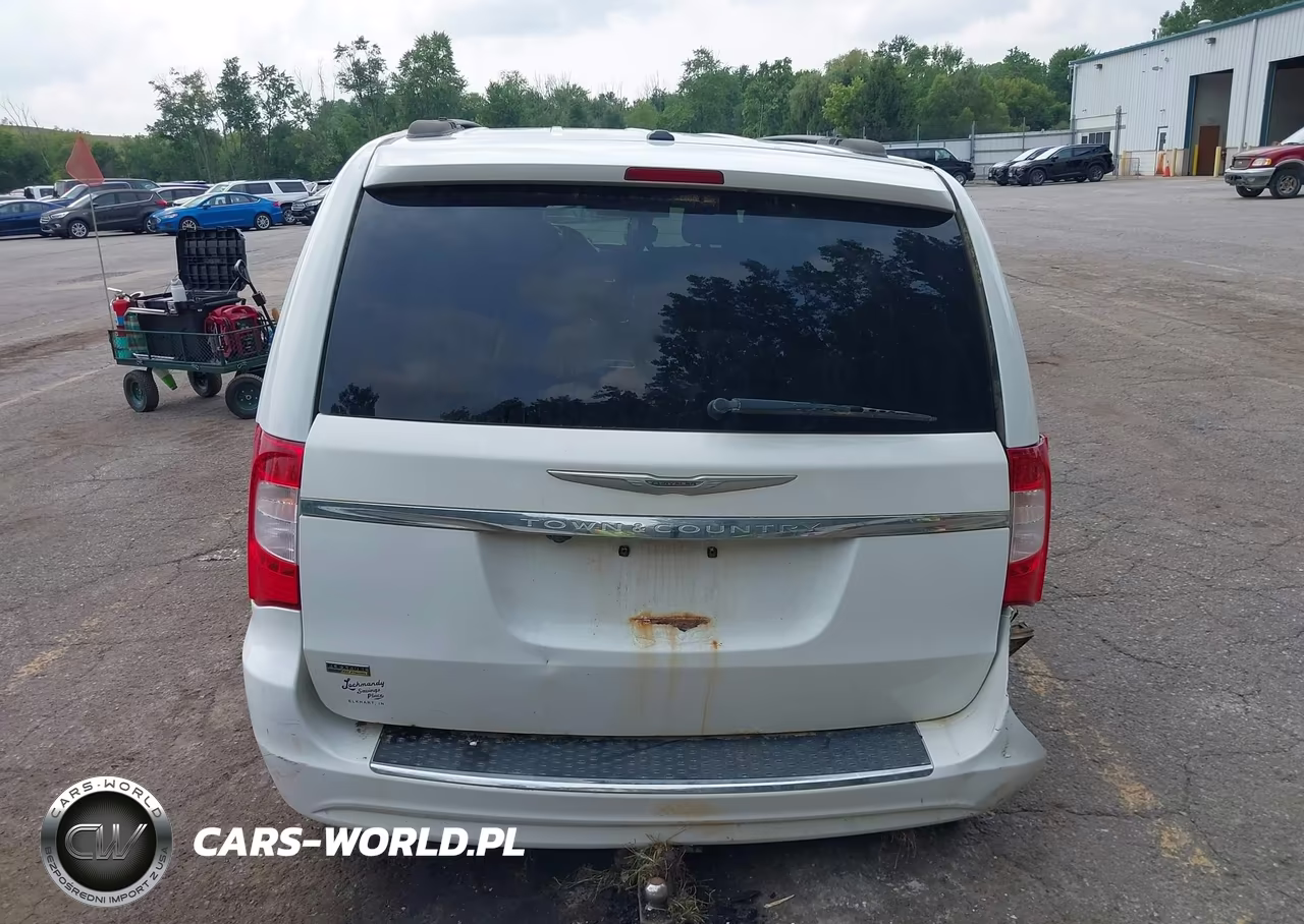 2016 Chrysler Town & Country Touring VIN:2C4RC1BG9GR237911 - 15