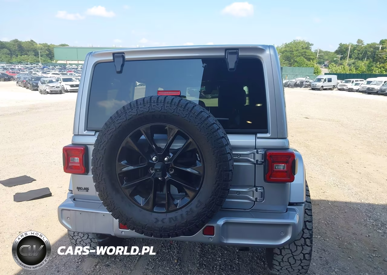 2021 Jeep Wrangler Unlimited High Altitude 4X4 VIN:1C4HJXEN1MW627323 - 15