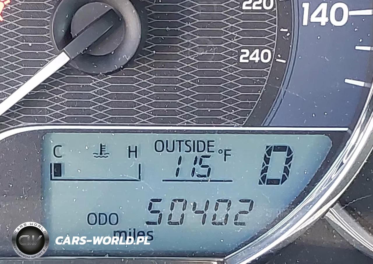 2015 Toyota Corolla Le Plus VIN:2T1BURHE6FC376895 - 18