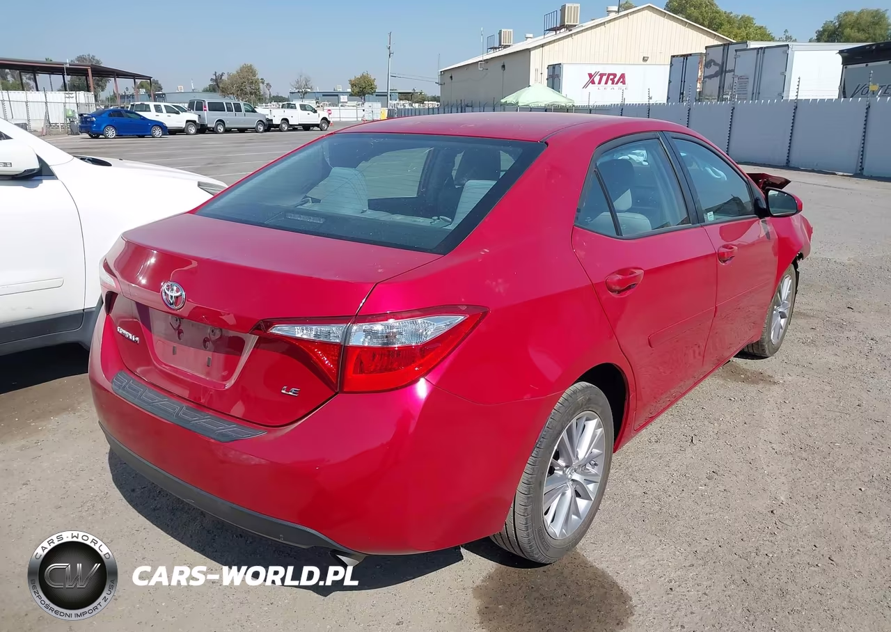 2015 Toyota Corolla Le Plus VIN:2T1BURHE6FC376895 - 4