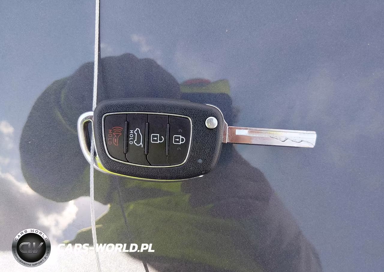 2017 Hyundai Santa Fe Se VIN:KM8SM4HF1HU170087 - 11