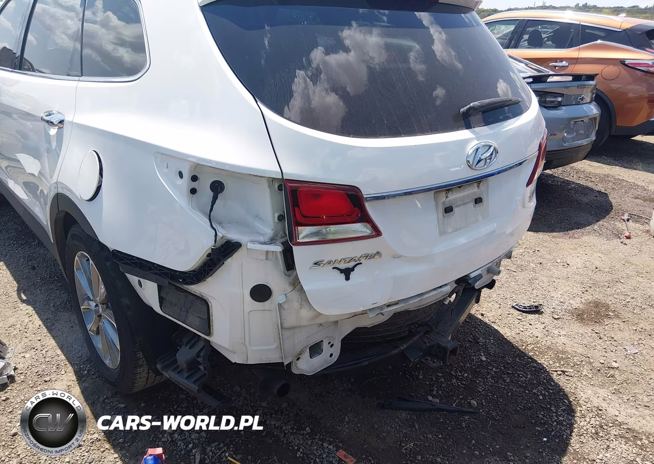 2017 Hyundai Santa Fe Se VIN:KM8SM4HF1HU170087 - 6
