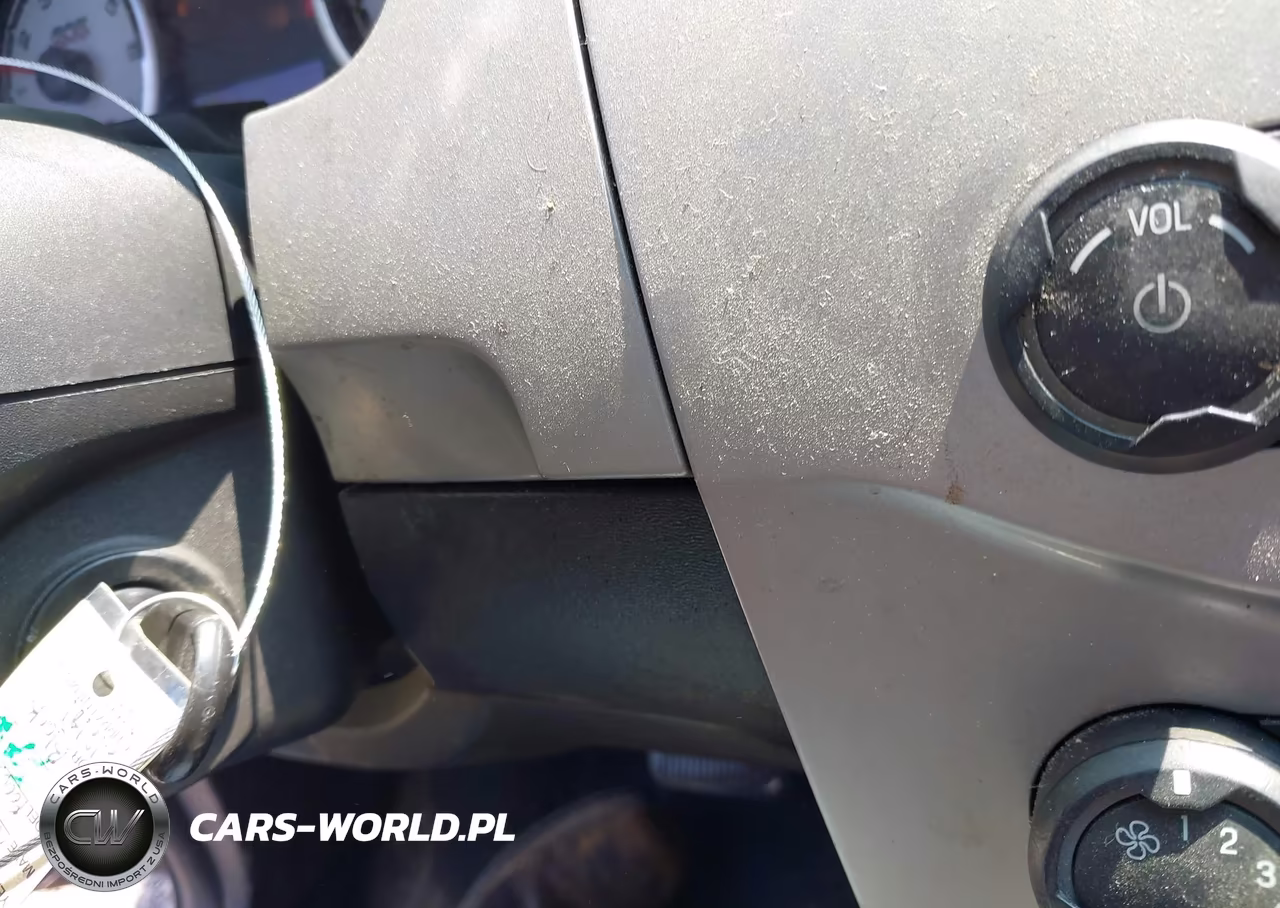 2009 Ford Focus Ses VIN:1FAHP33N49W212181 - 11