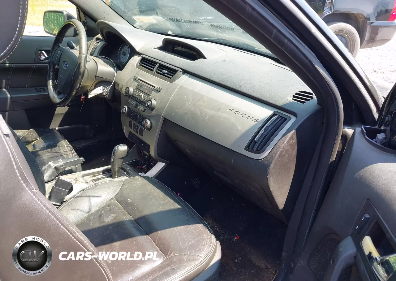 2009 Ford Focus Ses VIN:1FAHP33N49W212181 - 5