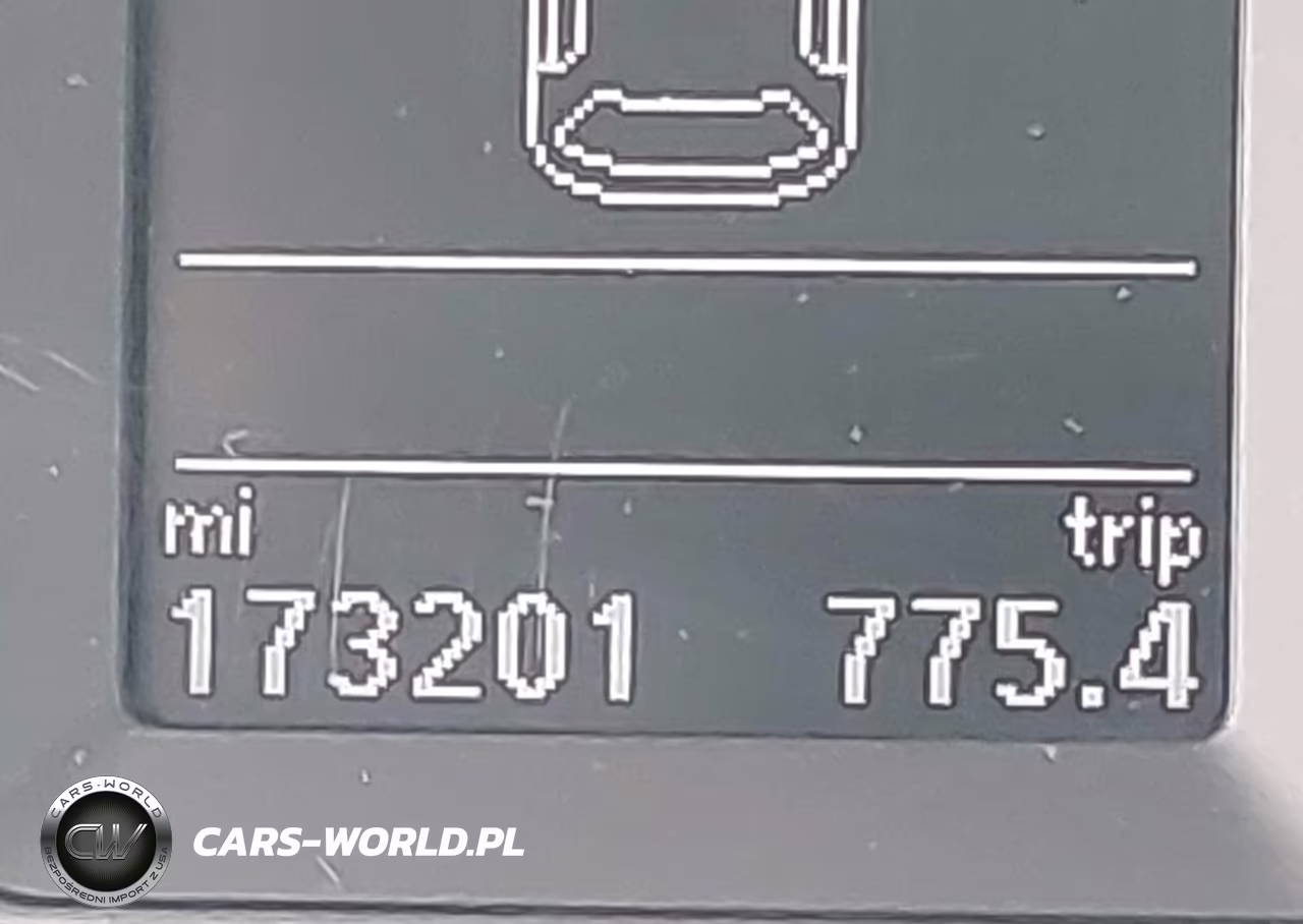 2018 Volkswagen Tiguan Limited 2.0T VIN:WVGAV7AX7JK004901 - 16