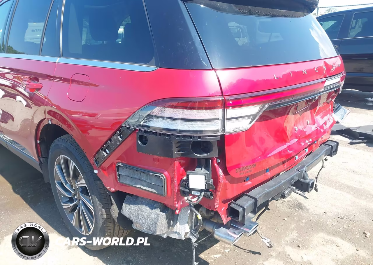 2025 Lincoln Aviator Premiere VIN:5LM5J6XC6SGL10260 - 19