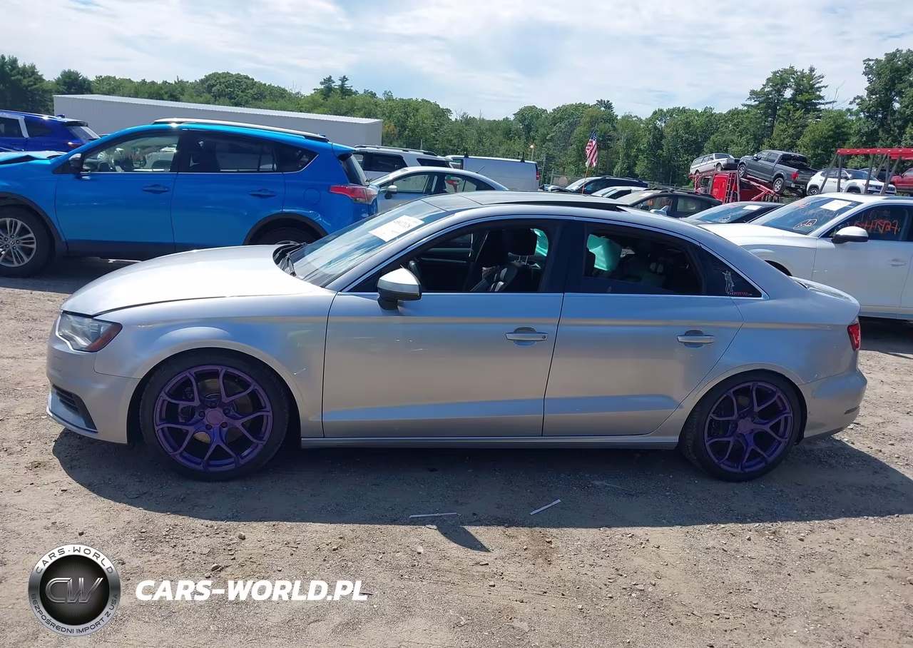 2015 Audi A3 2.0T Premium VIN:WAUEFGFF2F1093970 - 14