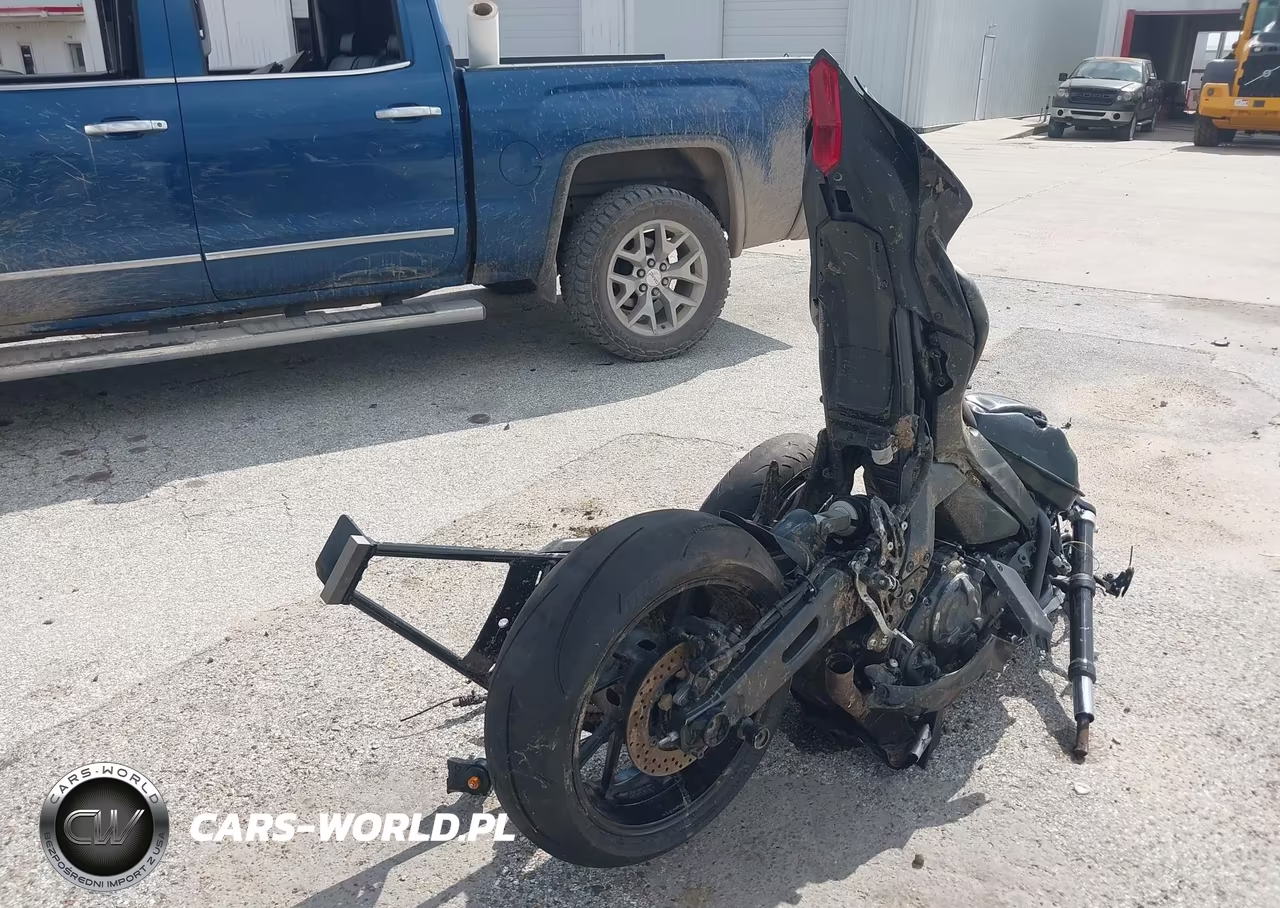 2025 Yamaha Yzfr7 VIN:JYARM38E9SA018695 - 4