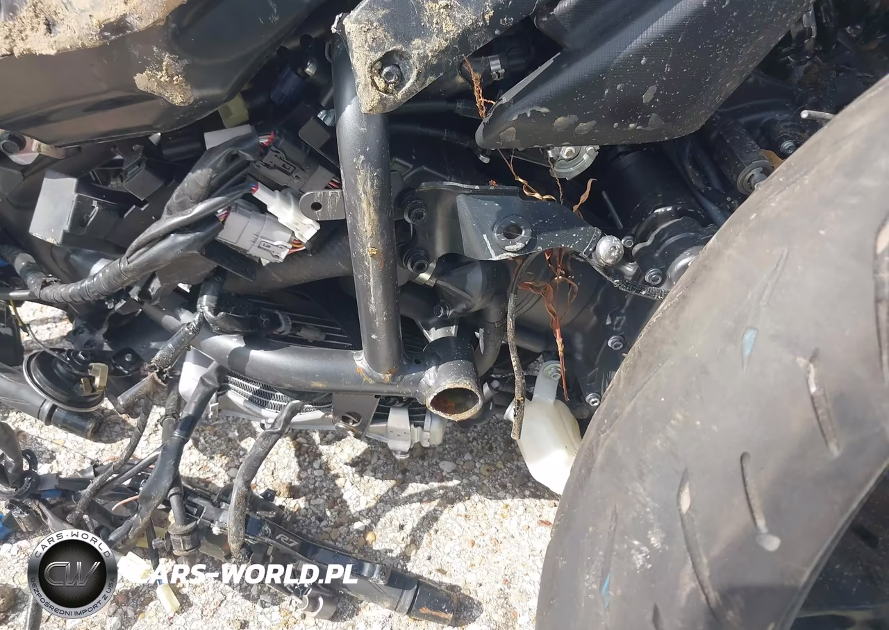 2025 Yamaha Yzfr7 VIN:JYARM38E9SA018695 - 9