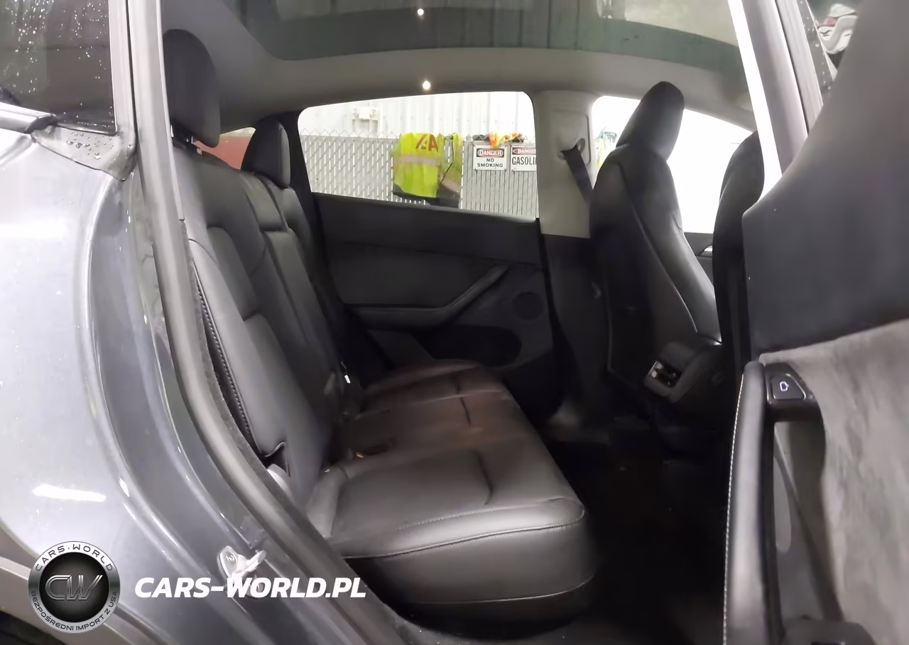 2024 Tesla Model Y Long Range Dual Motor All-Wheel Drive VIN:7SAYGDEE2RA216747 - 8
