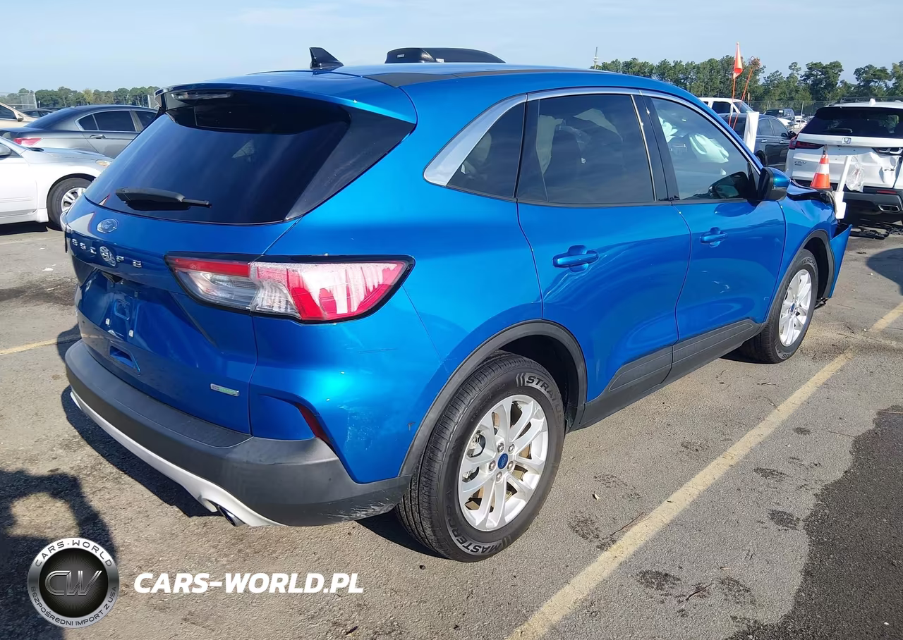 2020 Ford Escape Se VIN:1FMCU0G65LUA22659 - 4