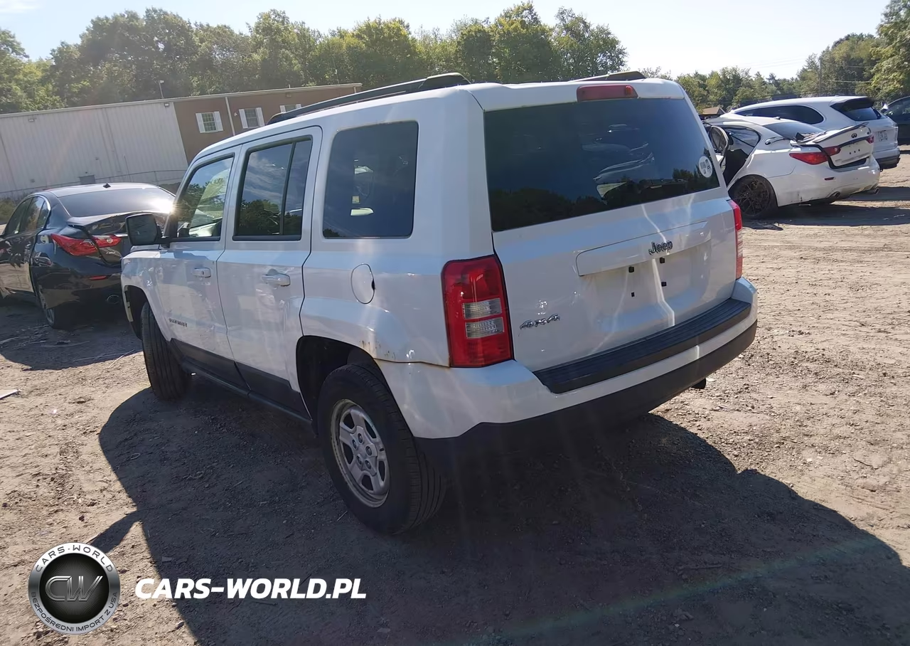 2015 Jeep Patriot Sport VIN:1C4NJRBB7FD225832 - 3