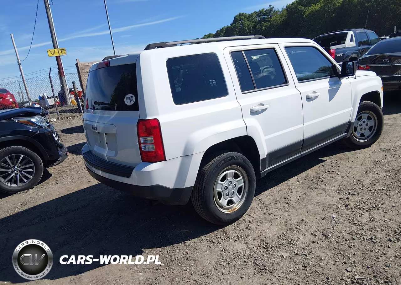 2015 Jeep Patriot Sport VIN:1C4NJRBB7FD225832 - 4