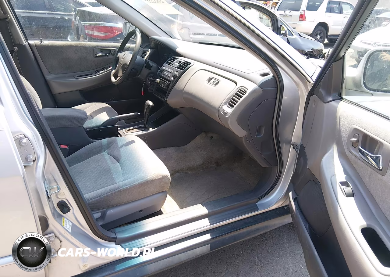 2002 Honda Accord 2.3 Lx VIN:1HGCG66542A170116 - 5