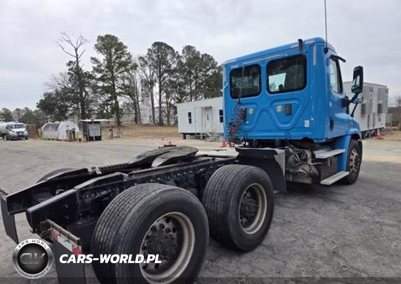 2016 Freightliner Cascadia 113 VIN:1FUJGBDV8GLHE3829 - 4