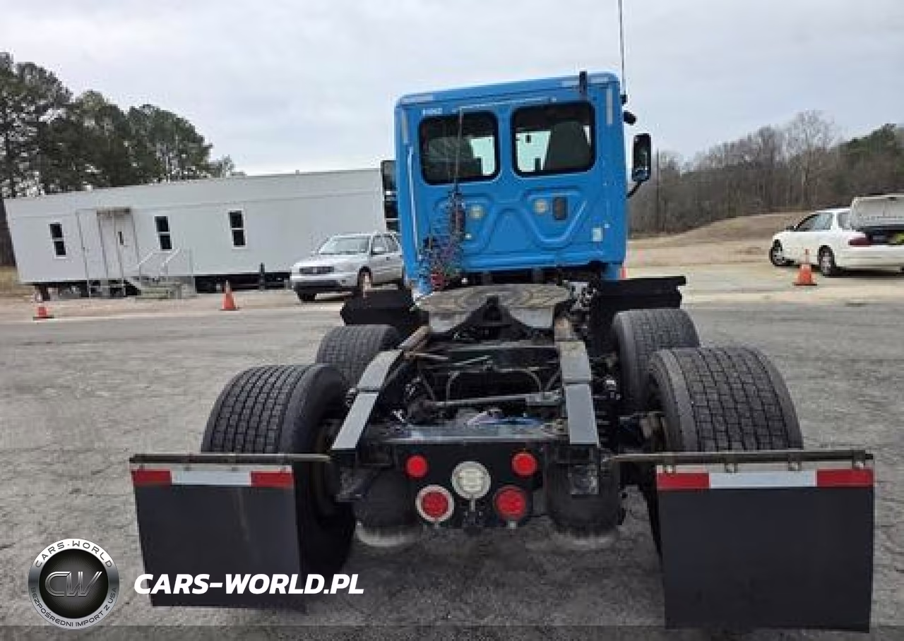 2016 Freightliner Cascadia 113 VIN:1FUJGBDV8GLHE3829 - 8