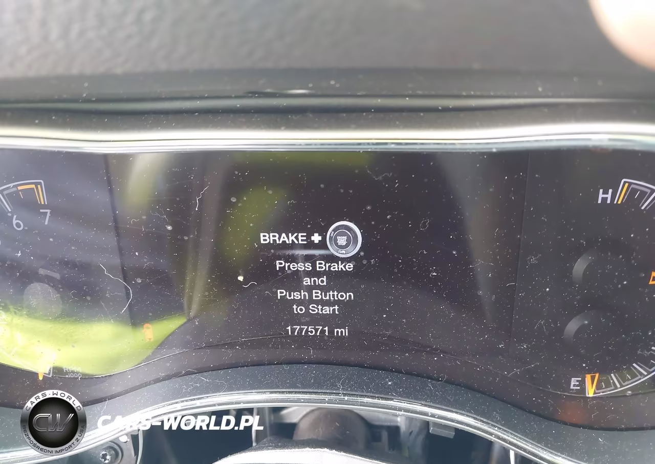 2018 Jeep Grand Cherokee Altitude 4X4 VIN:1C4RJFAG7JC189085 - 7