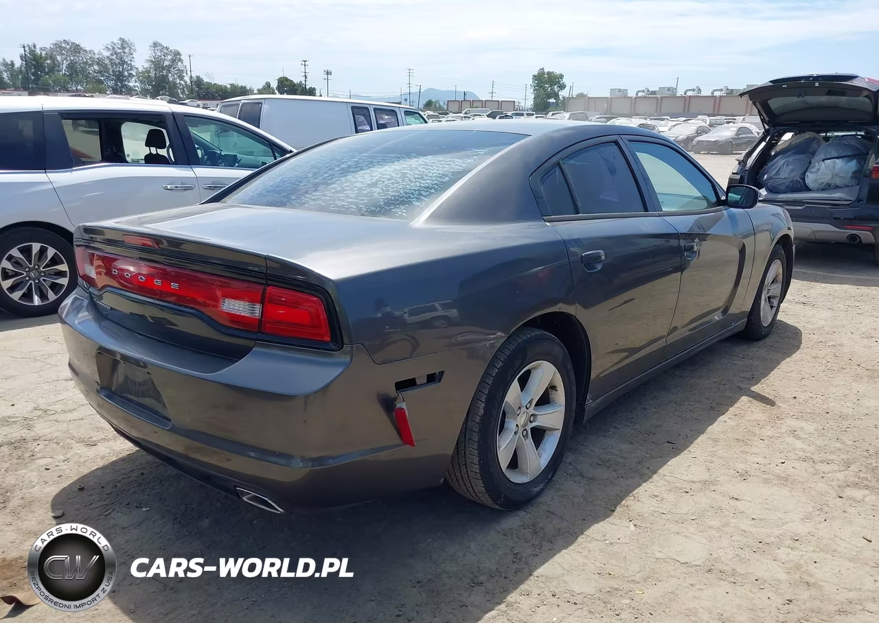 2013 Dodge Charger Se VIN:2C3CDXBG7DH565386 - 4