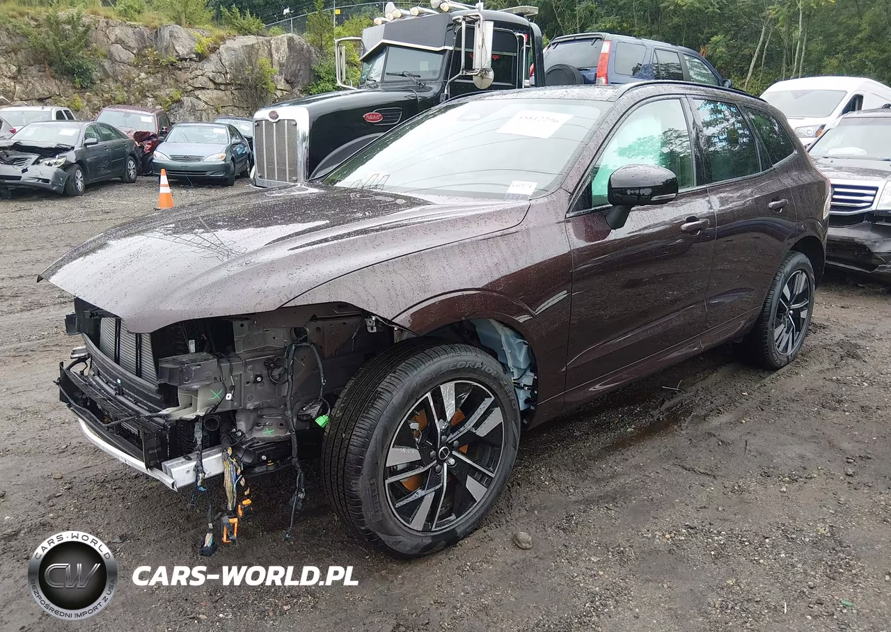 2026 Volvo Xc60 B5 Plus VIN:YV4M12RC0T1394120 - 2